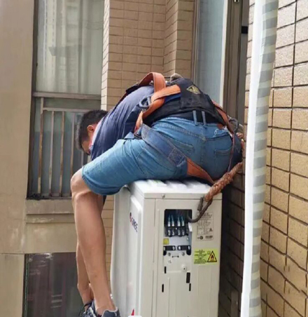 鹰手营空调移机